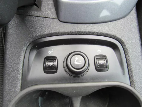 Ford Focus 1,0 EcoBoost 92kW - foto 18