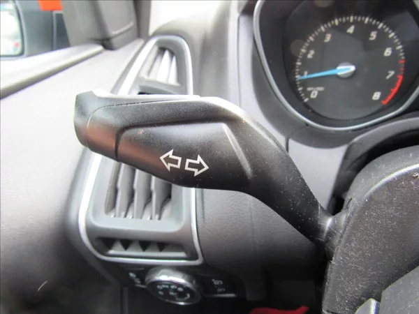Ford Focus 1,0 EcoBoost 92kW - foto 22