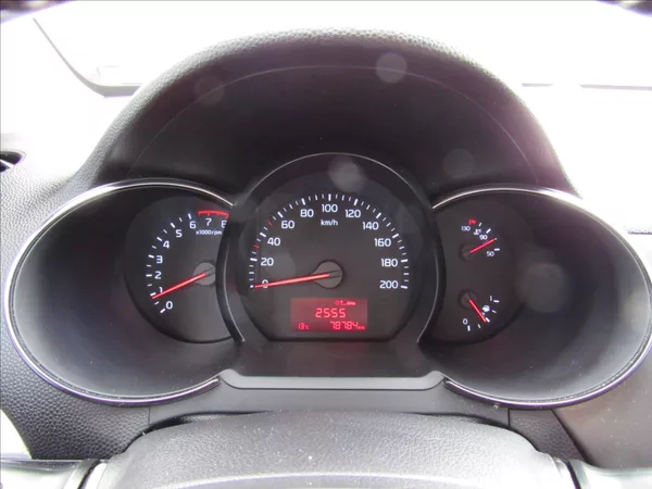 Kia Picanto 1,3 Morning Violet 63 KW 4 vál - foto 13