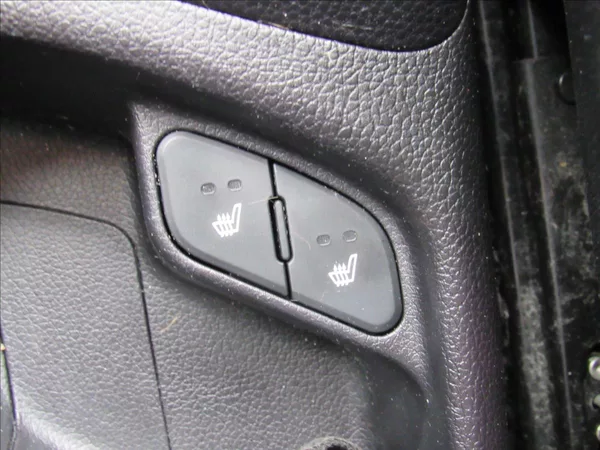 Kia Picanto 1,3 Morning Violet 63 KW 4 vál - foto 18