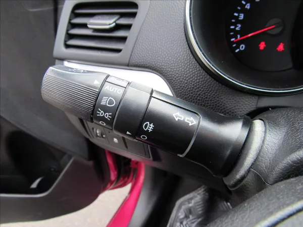 Kia Picanto 1,3 Morning Violet 63 KW 4 vál - foto 22