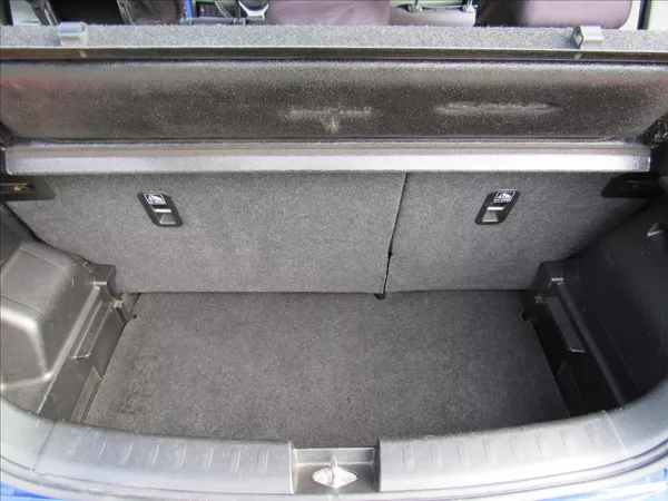 Suzuki Swift 1,2 i 69kW 4x4 - foto 23