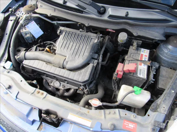 Suzuki Swift 1,2 i 69kW 4x4 - foto 24