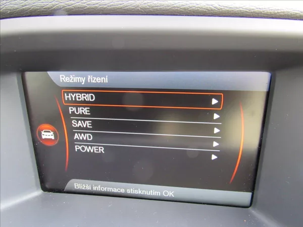 Volvo V60 2,4 D6 AWD Plug-in Hybrid - foto 21