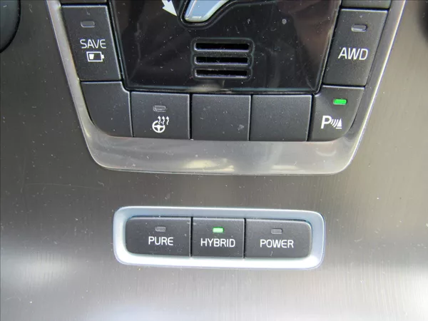 Volvo V60 2,4 D6 AWD Plug-in Hybrid - foto 23