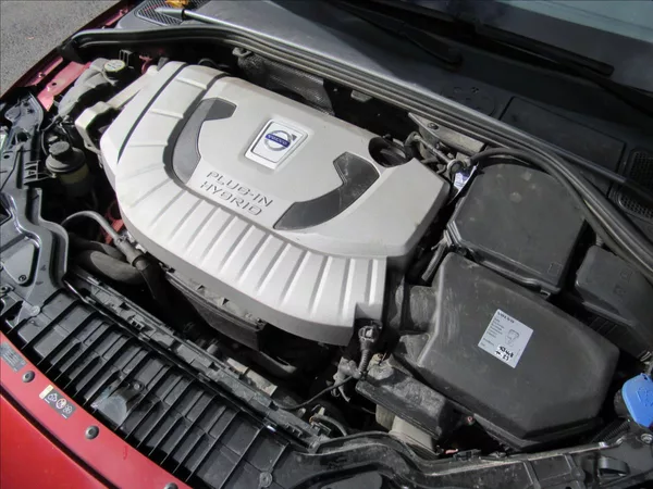 Volvo V60 2,4 D6 AWD Plug-in Hybrid - foto 35