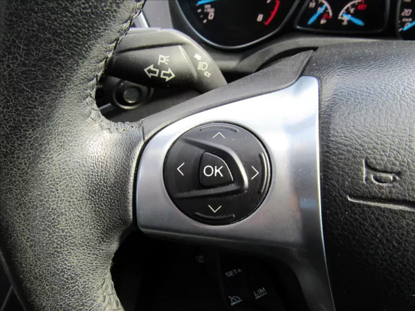 Ford Kuga 1,5 110kW 4x2 - foto 22