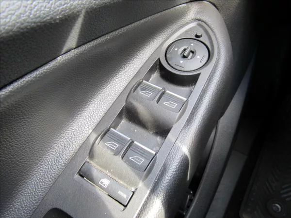 Ford Kuga 1,5 110kW 4x2 - foto 27