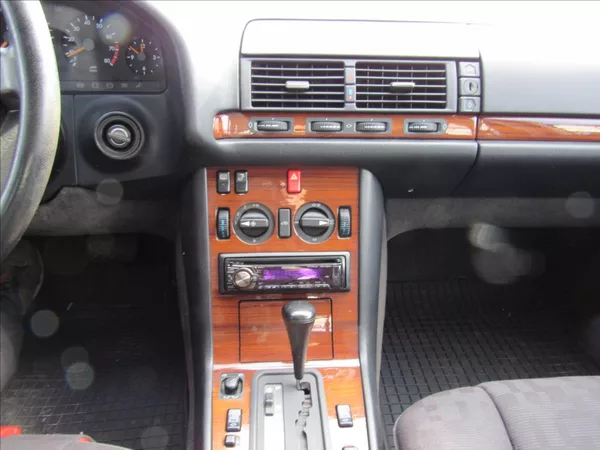 Mercedes-Benz 140 3,2 W140 300 SE 170kW Mamut - foto 15