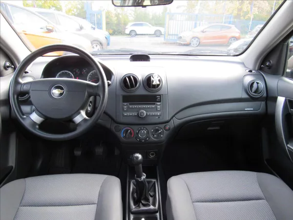 Chevrolet Aveo 1,2 i 53kW Sedan 1.majitel - foto 11