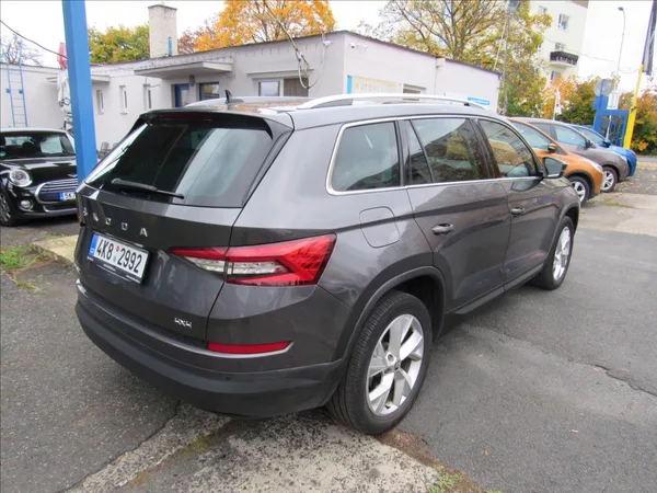 Škoda Kodiaq 2,0 TDI 110kW DSG 4x4 Style - foto 6