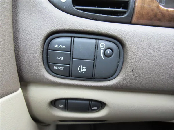 Jaguar S-Type 3,0 i Exclusive 175 KW - foto 23