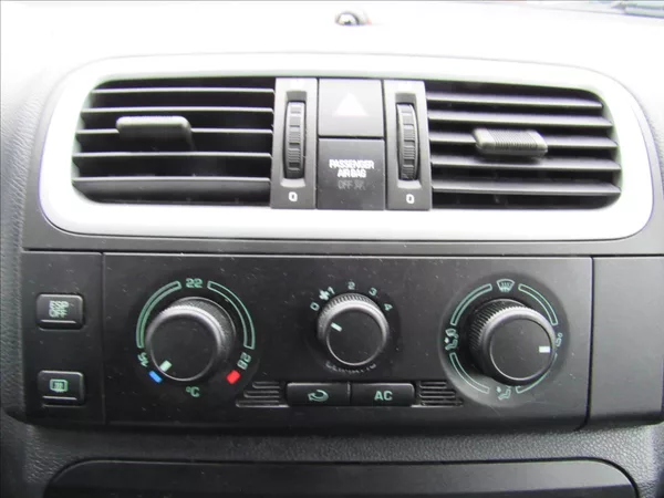 Škoda Fabia 1,6 i 77kW Combi Ambiente - foto 16
