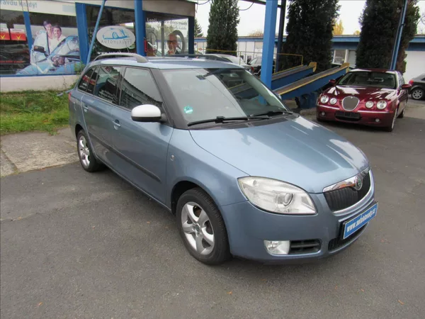 Škoda Fabia 1,6 i 77kW Combi Ambiente - foto 3