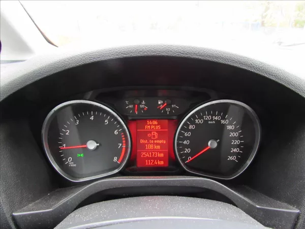 Ford Galaxy 2,0 i Comfort 107KW 7 Míst - foto 14