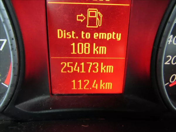 Ford Galaxy 2,0 i Comfort 107KW 7 Míst - foto 15