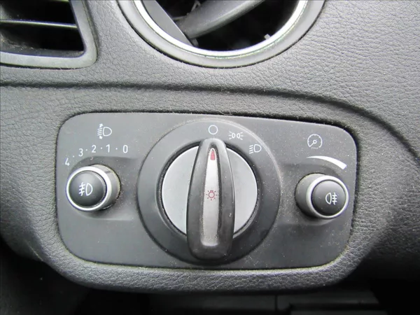 Ford Galaxy 2,0 i Comfort 107KW 7 Míst - foto 23