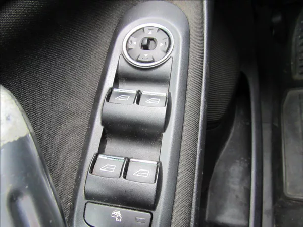 Ford Galaxy 2,0 i Comfort 107KW 7 Míst - foto 24