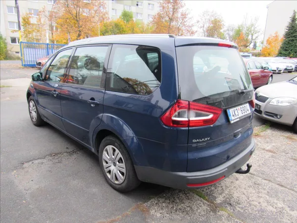 Ford Galaxy 2,0 i Comfort 107KW 7 Míst - foto 4