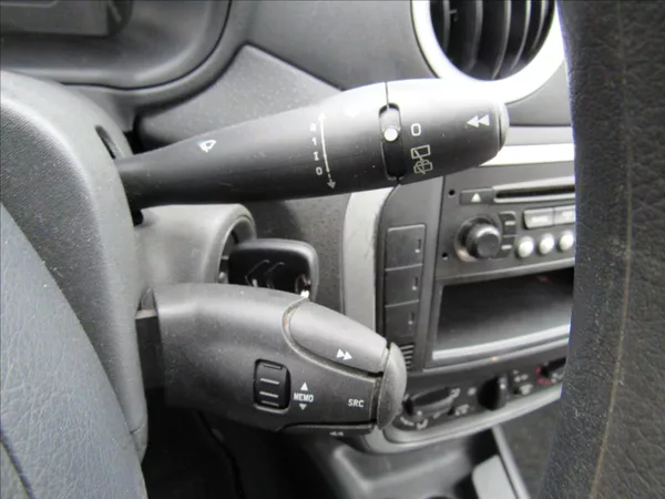 Citroën C2 1,1 i 44kW - foto 18