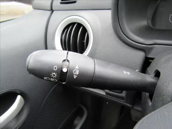 Citroën C2 1,1 i 44kW - foto 19