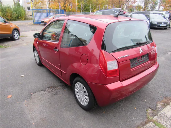 Citroën C2 1,1 i 44kW - foto 6