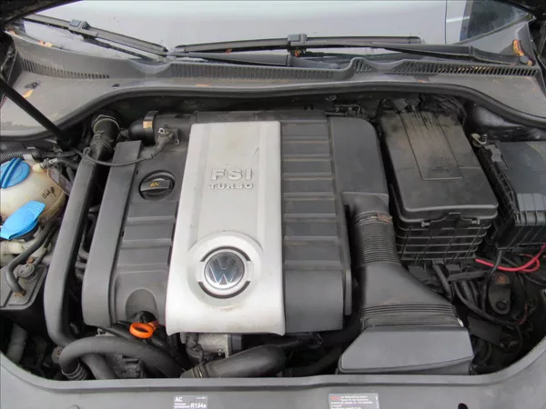 Volkswagen Golf 2,0 i GT 147KW Remus - foto 22