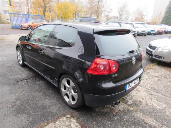 Volkswagen Golf 2,0 i GT 147KW Remus - foto 4