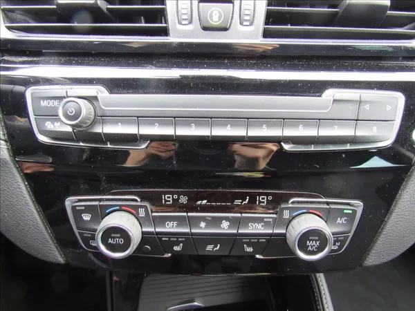 BMW X2 1,5 T sDrive 18I 103kW - foto 21