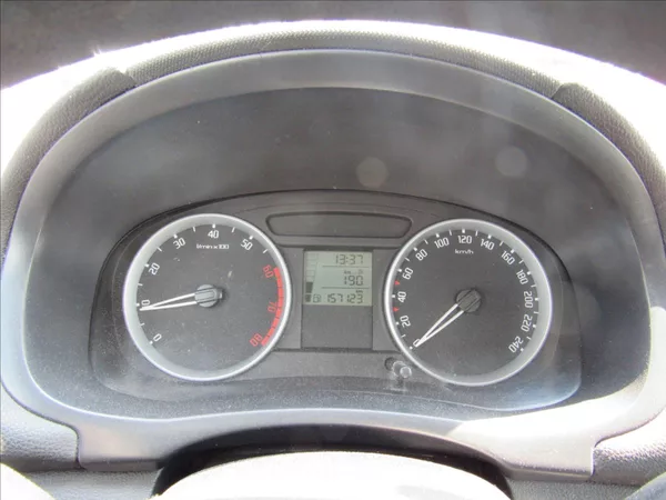 Škoda Fabia 1,2 HTP 44KW Ambiente - foto 13