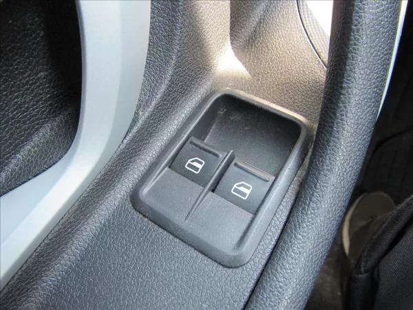 Škoda Fabia 1,2 HTP 44KW Ambiente - foto 21