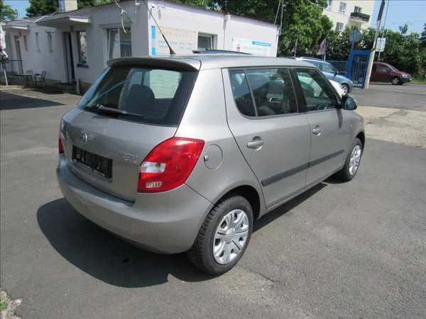 Škoda Fabia 1,2 HTP 44KW Ambiente - foto 6