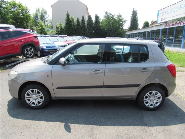 Škoda Fabia 1,2 HTP 44KW Ambiente - foto 7
