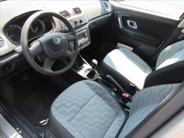 Škoda Fabia 1,2 HTP 44KW Ambiente - foto 9