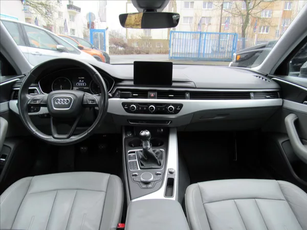Audi A4 2,0 TDI 110kW Sedan - foto 11