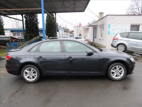 Audi A4 2,0 TDI 110kW Sedan - foto 8