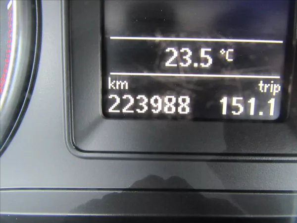 Volkswagen Touran 2,0 TDI 103kW DSG - foto 14
