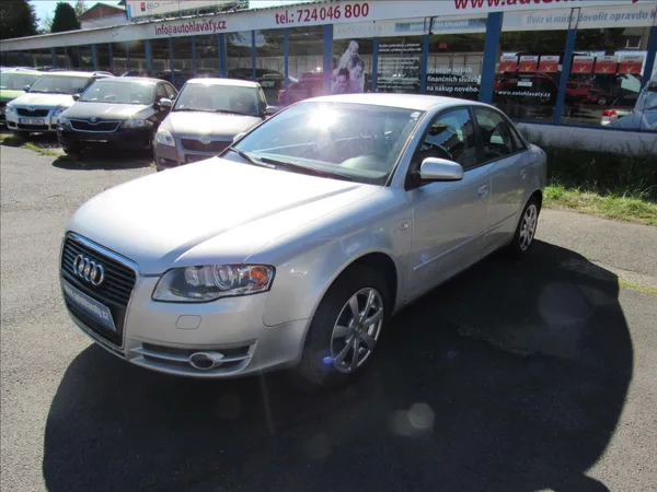 Audi A4 1,6 i 75kW Sedan