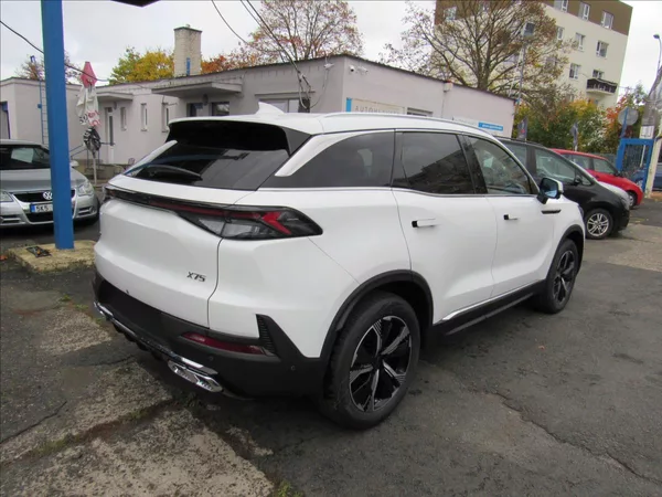 BAIC X7 1,5 T Nové AUT Panorama 130 KW - foto 4