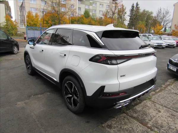 BAIC X7 1,5 T Nové AUT Panorama 130 KW - foto 6