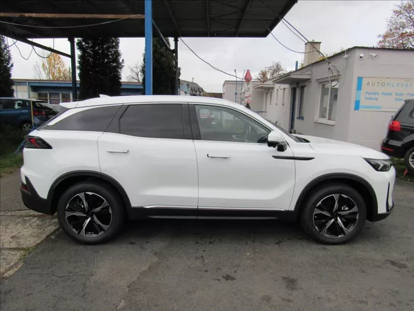 BAIC X7 1,5 T Nové AUT Panorama 130 KW - foto 8
