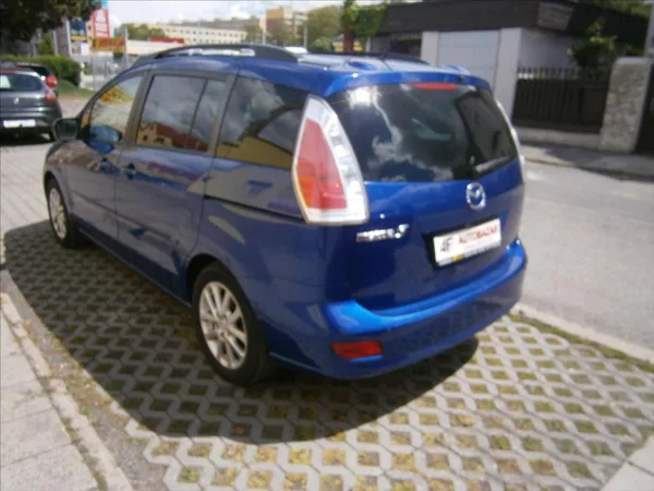 Mazda 5 2,0 D 81 KW - foto 4