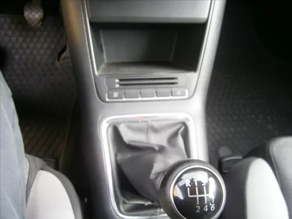 Volkswagen Tiguan 2,0 TDI 4 MOTION 125 KW - foto 16