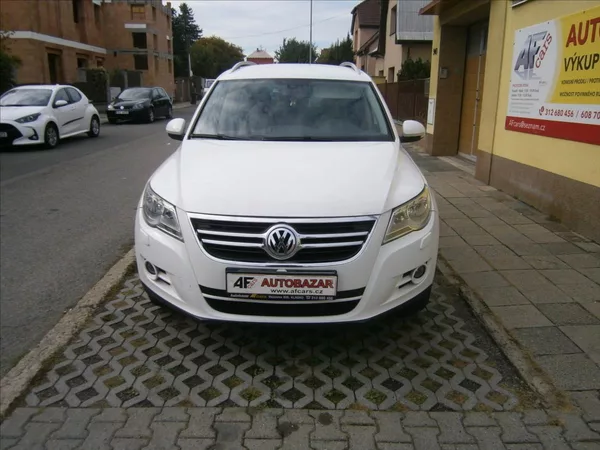 Volkswagen Tiguan 2,0 TDI 4 MOTION 125 KW - foto 2