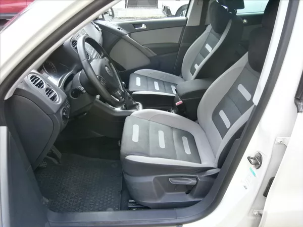 Volkswagen Tiguan 2,0 TDI 4 MOTION 125 KW - foto 9