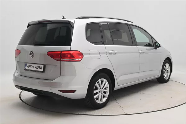 Volkswagen Touran 1,6 TDI 85kW Navi Senzory - foto 5