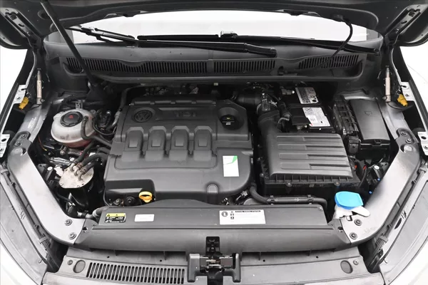 Volkswagen Touran 1,6 TDI 85kW Navi Senzory - foto 9