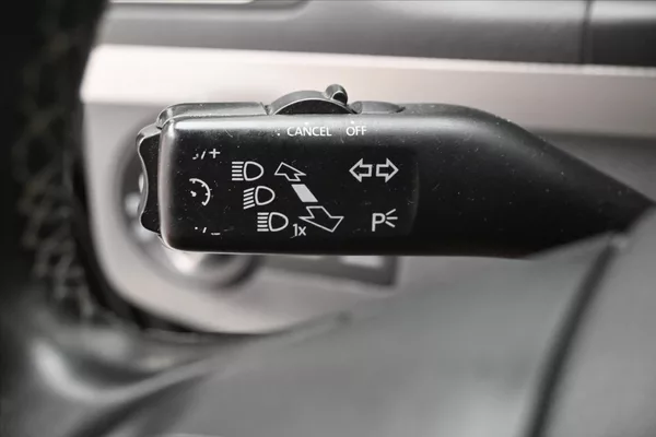 Volkswagen Touran 2,0 TDI 103kW DSG 7 míst Nová - foto 23