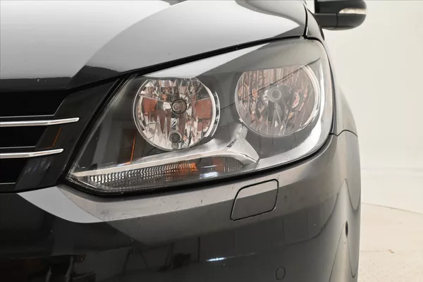 Volkswagen Touran 2,0 TDI 103kW DSG 7 míst Nová - foto 29