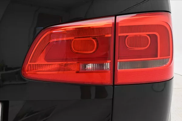 Volkswagen Touran 2,0 TDI 103kW DSG 7 míst Nová - foto 30